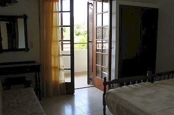 Voula Apartments Aegina Exterior photo